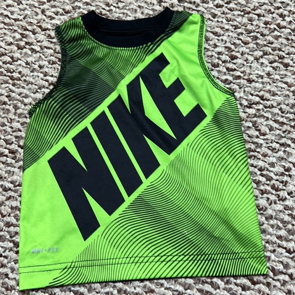 ‎Nike - Picture 5 of 5